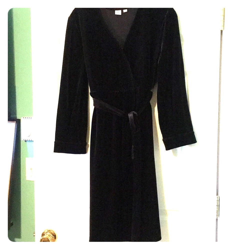 Gap Maternity Black Velvet Dress size M